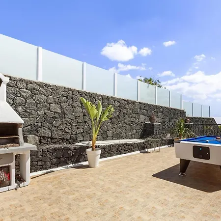 22 * Puerto del Carmen (Lanzarote)